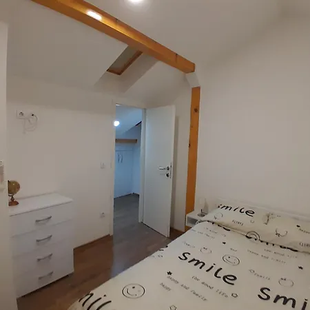 Apartman Gold&black Banja Luka * Hiseti